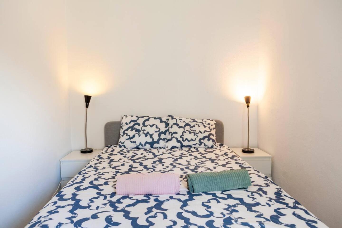 2 Bedroom Apartment For 4 People With Free Public Parking Lisboa Екстериор снимка